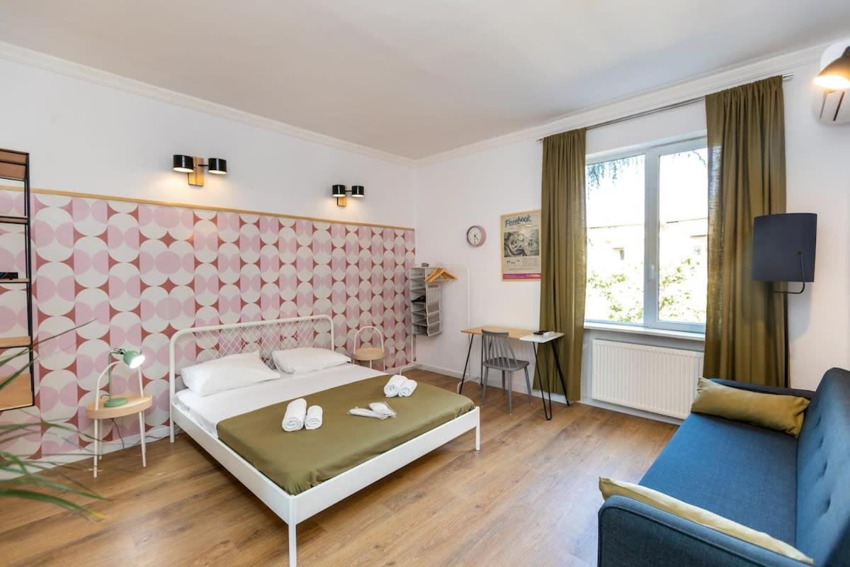 Central Vera Studio - Ideal For 3 - By Wehost Тбілісі Екстер'єр фото